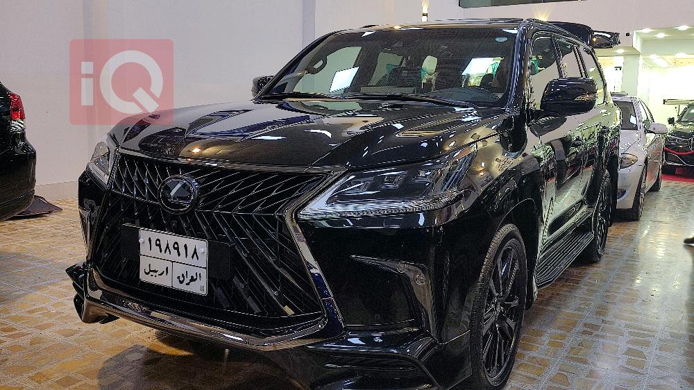 Lexus LX
